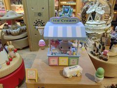 -猫的天空之城概念书店(苏州诚品店)