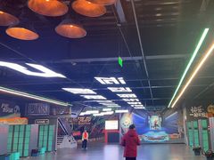 -极限PLAY运动娱乐新世界·团建派对潮玩休闲馆·室内蹦极高空游乐园