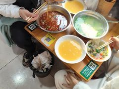 -王菊美食街·王菊面馆(总店)