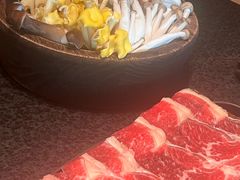 -三出山火锅(南京万象天地店)