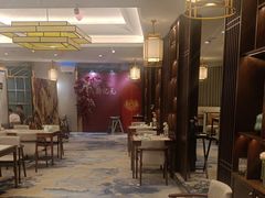 -满江红四季餐厅 · 国家五钻级酒家(新纪元大酒店店)
