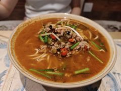 -粉八·云南米线·建水烧烤(常熟路店)