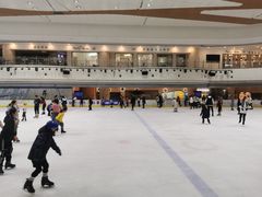 -冠军冰场CHAMPION RINK(环球银泰城店)