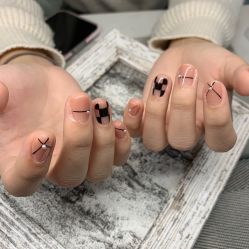 -HUII NAIL绘京美甲美睫会馆