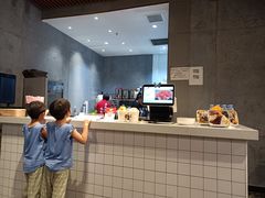 -杨小贤(东融国际影城店)