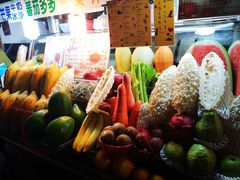 -六合夜市