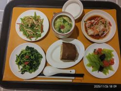 -月之旅·尊 高端月子会所(科馨别墅一店)
