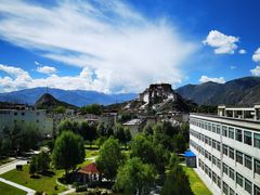 -平措康桑·和牛自助观景餐厅(布达拉宫店)