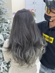 -十六番发型师事务所