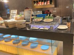 -上海西藏大厦万怡酒店Momo Cafe(徐汇店)