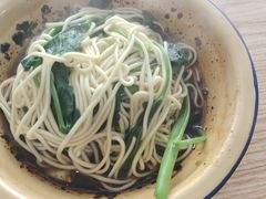 -张记奔吃小面