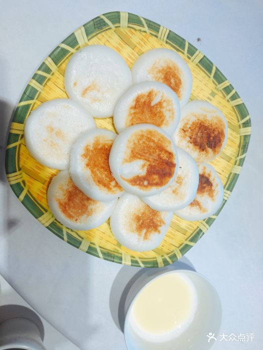 印湘·剁椒鱼头(茉莉园店)儿时发粑粑图片 - 第1张