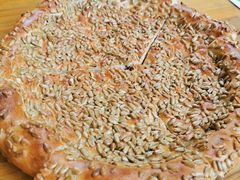 葵花籽馕-新疆伊宁远征餐厅