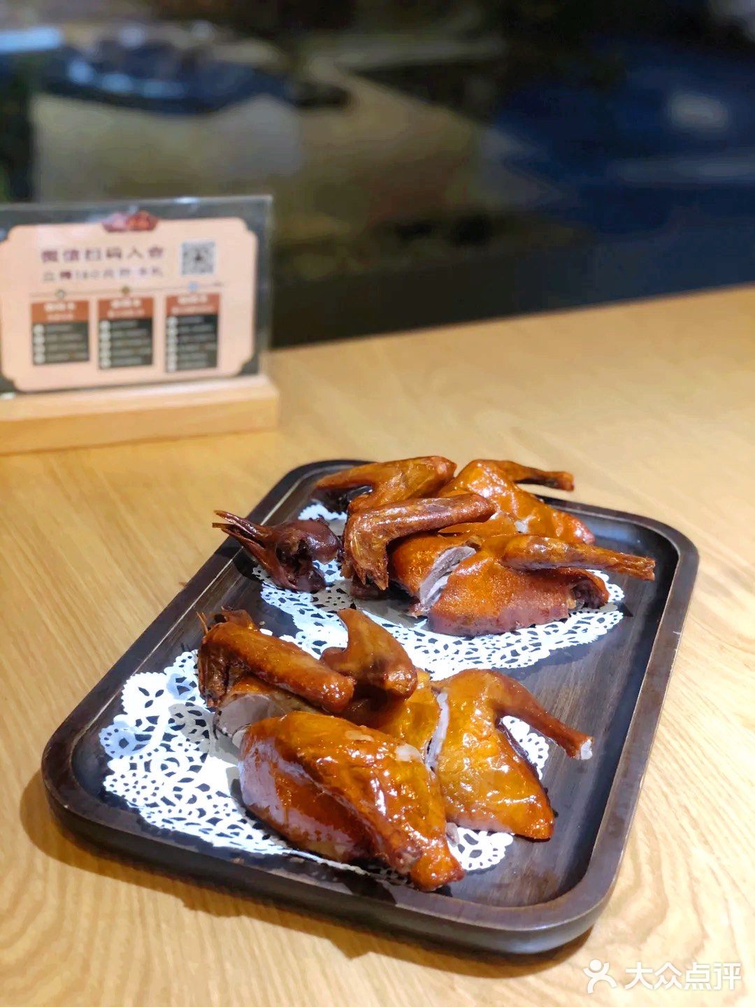 入秋的养生美食就在鸽味缘[调皮]