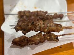 -巴汗羊肉串烧烤店