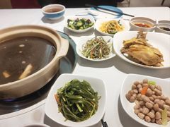 -天宜隆蘑菇宴火锅(石景山旗舰店)