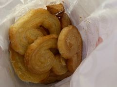 纯奶中蝴蝶酥-上海哈尔滨食品厂(淮海中路店)