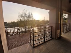 -上海怡沁园度假酒店
