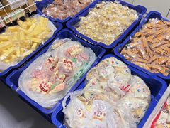 -锦明酸奶店新疆特产(斯大林西路四巷店)
