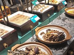 -头上红煨盐鸡·非遗院子餐厅