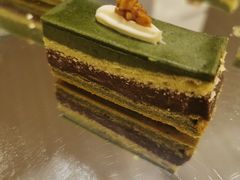 -圣丰索菲特·2 On 988 Café 自助餐厅