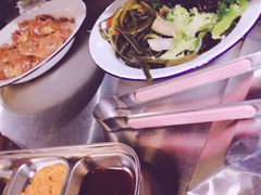 -马路牙子地桌烤肉(工体店)