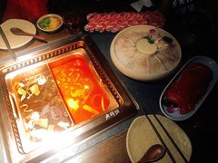 -老牌坊云南鱼豆花火锅(哈西万达店)