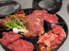 -啊美丽炭火烤肉(滑翔一店)
