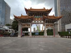 -金碧商城-地下停车场
