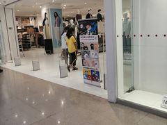 -优衣库(南京建邺万达广场店)