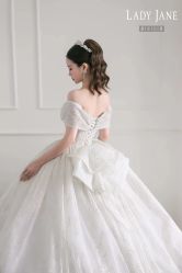 -Lady  Jane高端婚纱礼服馆