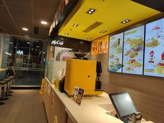 -麦当劳(轻轨曹杨路店)