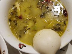 -渝是乎酸菜鱼·川渝小炒(新世界百货望京店)