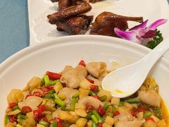-新一家农家菜(华景新城店)