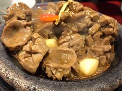石锅手打牛肉丸-潮堂(环球金融中心店)