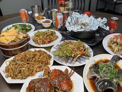 -岛中岛·海鲜大排档·万宁老字号(东澳店)