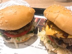 -The Habit Burger Grill 哈比特汉堡(爱琴海店)