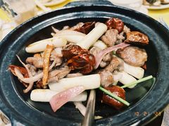 红宝唶牛展煲-金玉满堂潮州酒楼(无限极荟购物广场店)