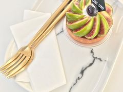 -UNI UNI(环亚凯瑟琳店)