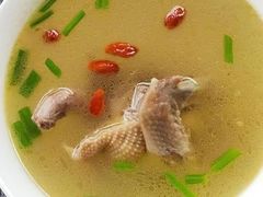 -乐禧母婴全自营月嫂(宝山店)