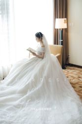 -AMOUR·爱沫婚纱礼服·小众设计品牌