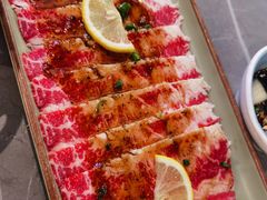 柠檬香草黑椒牛五花-小米烤肉-泥炉炭烤(常营店)