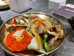 -草家酱蟹炭火烤肉店(珲春南路二店)