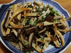 -严记小天府酸菜鱼(西四路店)