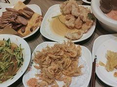 -六泰居·尔滨地标·东北菜(泰山路店)