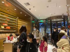 等位区-海底捞火锅(漕宝路店)