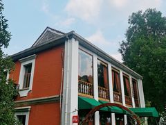 -橘洲1910花园江景西餐厅