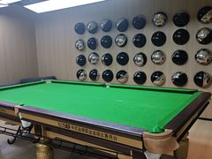 -涨巢·潮玩水疗局