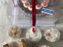 -红宝石·鲜奶小方·海派西点房(浦三店)