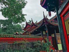 -峨眉山报国寺